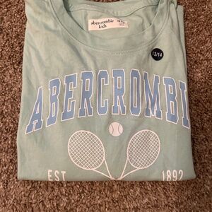 NWOT Abercrombie kids girls graphic t-shirt size 13/14